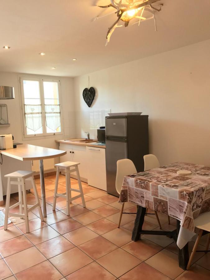 Le Bois Flotte Vila Arrigny Exterior foto